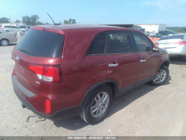 2015 KIA SORENTO LX VIN: 5XYKT3A64FG576357