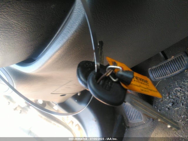 2004 HYUNDAI SANTA FE GLS VIN: KM8SC73D14U726564