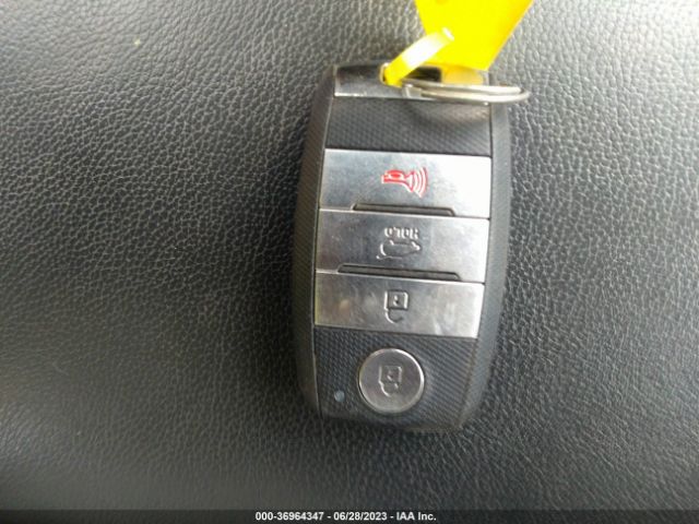 KNDPN3AC6K7528422 KIA Sportage Ex