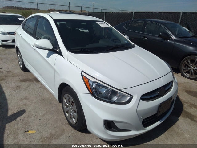 Hyundai ACCENT SE 2016 KMHCT4AE1GU964272 головне зображення