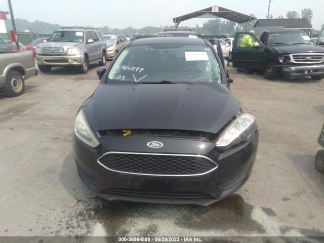 2015 FORD FOCUS SE VIN: 1FADP3F22FL243247