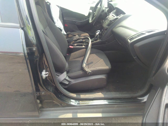 2015 FORD FOCUS SE VIN: 1FADP3F22FL243247