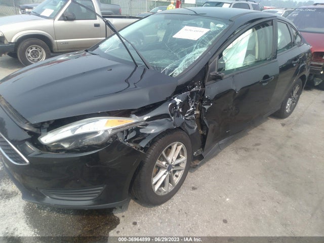 2015 FORD FOCUS SE VIN: 1FADP3F22FL243247