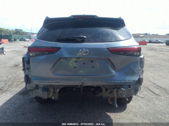 Toyota Highlander Platinum 2021 5TDFZRBH8MS124057 Image 8