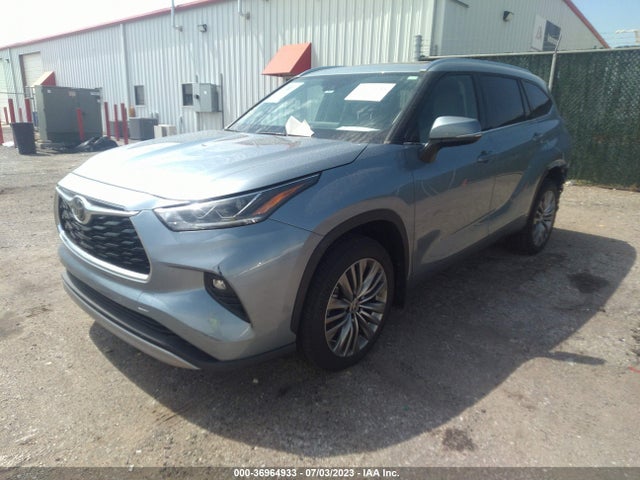 Toyota Highlander Platinum 2021 5TDFZRBH8MS124057 Image 2
