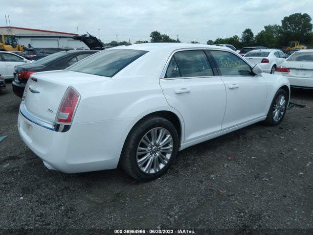 Chrysler 300 2014 2C3CCARG1EH323216 Image 4