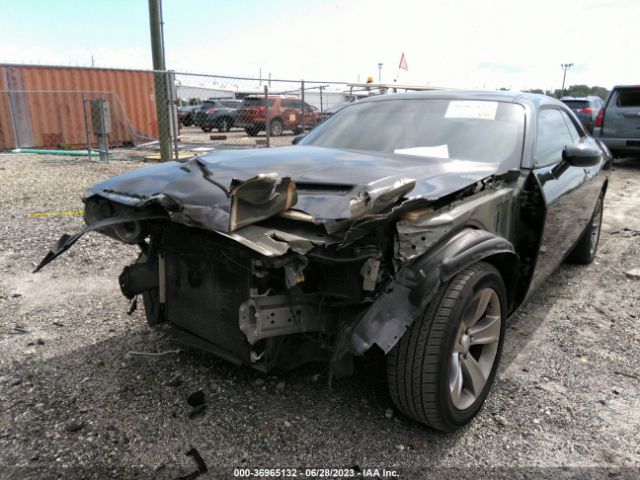 2C3CDZAG5FH900483 Dodge Challenger Sxt