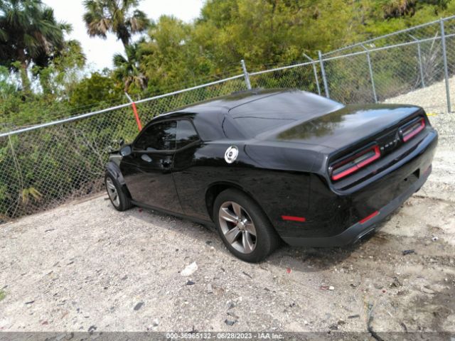 2C3CDZAG5FH900483 Dodge Challenger Sxt