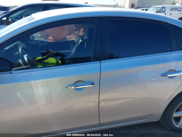 2014 NISSAN SENTRA S VIN: 3N1AB7AP2EY282662