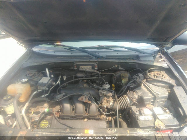 2004 FORD ESCAPE XLT VIN: 1FMCU93154DA13170