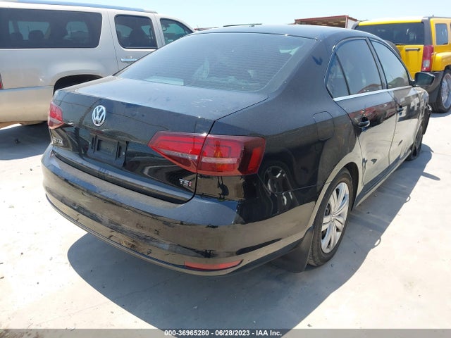 3VW167AJ8HM315086 Volkswagen Jetta 1.4t S