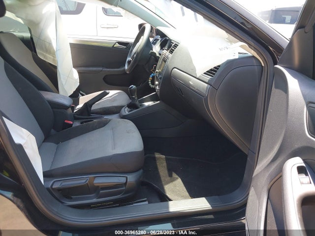 3VW167AJ8HM315086 Volkswagen Jetta 1.4t S
