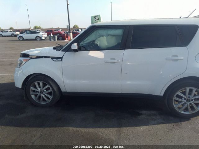 KNDJP3A54J7577621 KIA SOUL +