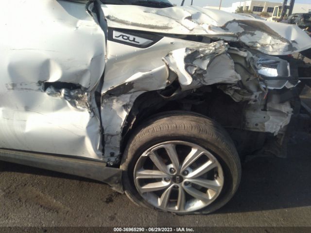 KNDJP3A54J7577621 KIA SOUL +