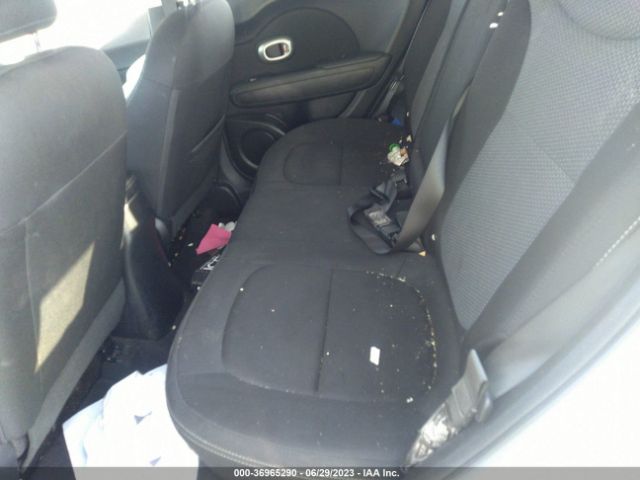 KNDJP3A54J7577621 KIA SOUL +