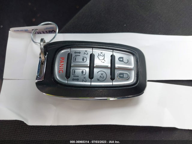 2C4RC1FG1LR245943 Chrysler Pacifica Touring