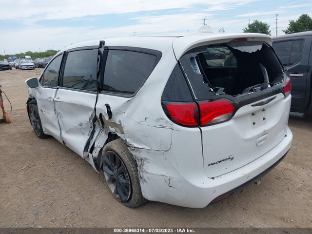2C4RC1FG1LR245943 Chrysler Pacifica Touring