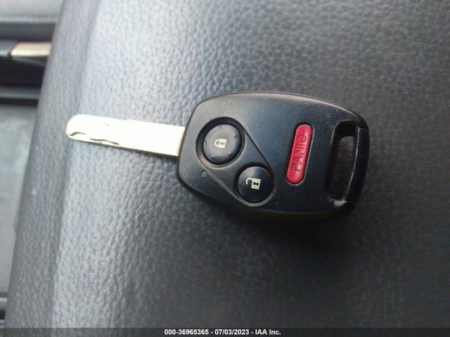 2008 HONDA PILOT SE VIN: 5FNYF28328B011218