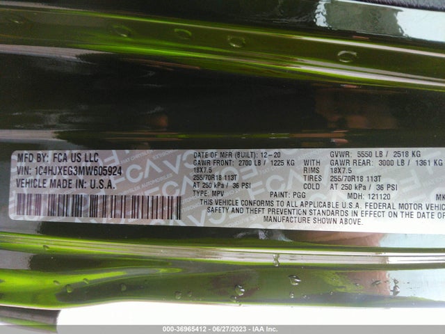 1C4HJXEG3MW605924 Jeep Wrangler Unlimited Sahara Altitude
