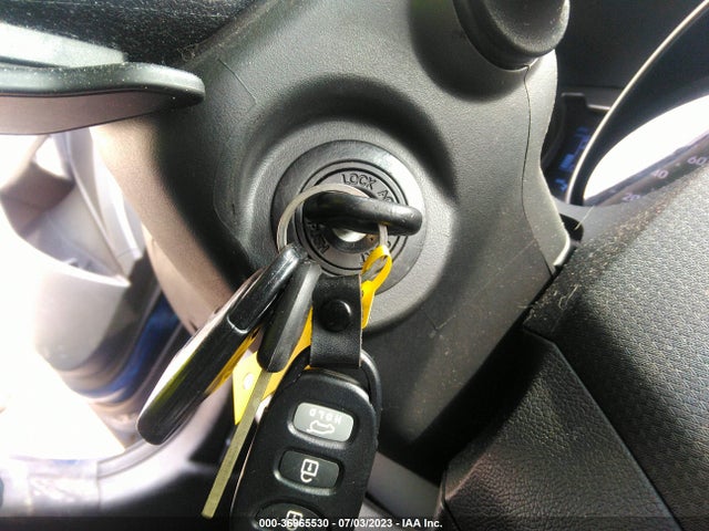 Hyundai VELOSTER 2016 KMHTC6AD0GU257540 Image 11