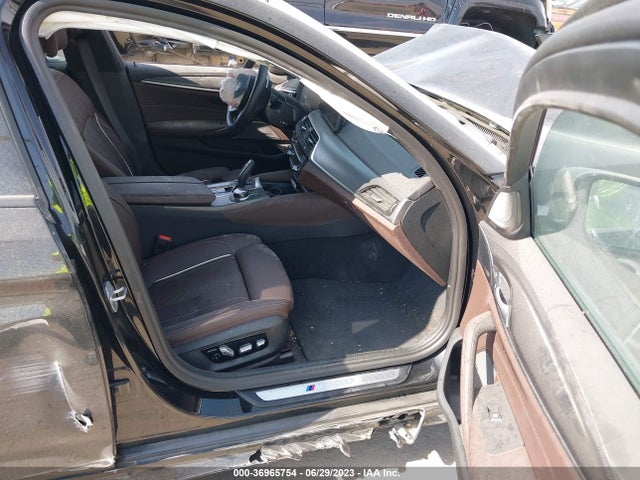 WBA13BK07NCJ21518 BMW 5 Series M550i Xdrive