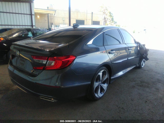 2018 HONDA ACCORD SEDAN TOURING 2.0T VIN: 1HGCV2F94JA021186