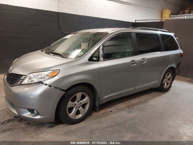 2017 TOYOTA SIENNA XLE AUTO ACCESS VIN: 5TDYZ3DCXHS883788