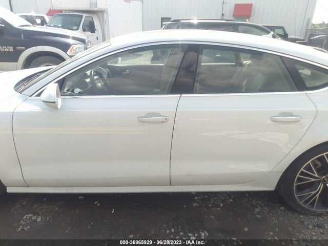 WAU22BFC0HN059898 Audi A7 Prestige