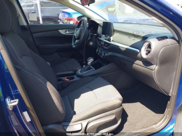 3KPF24AD9PE623017 KIA Forte Lxs