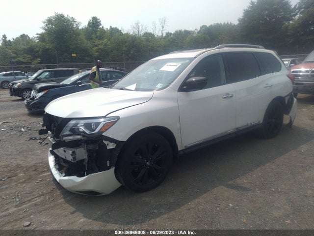2017 NISSAN PATHFINDER PLATINUM VIN: 5N1DR2MM2HC681753