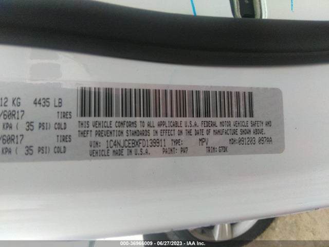 2015 JEEP COMPASS LATITUDE VIN: 1C4NJCEBXFD139911