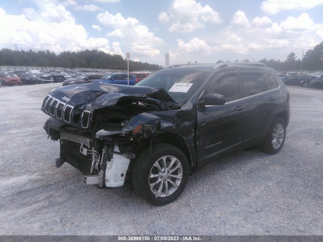 1C4PJLCB3KD469637 Jeep Cherokee Latitude
