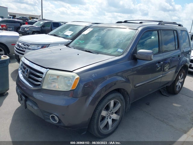 Honda Pilot Touring 2015 5FNYF3H90FB011855 Image 2