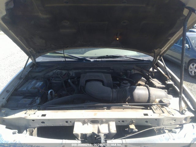2000 FORD EXPEDITION XLT VIN: 1FMPU16L0YLC08962