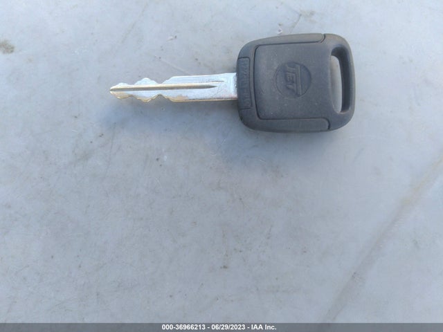 2000 FORD EXPEDITION XLT VIN: 1FMPU16L0YLC08962