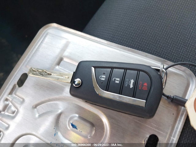 Toyota COROLLA LE 2020 JTDEPRAE9LJ096290 Image 3
