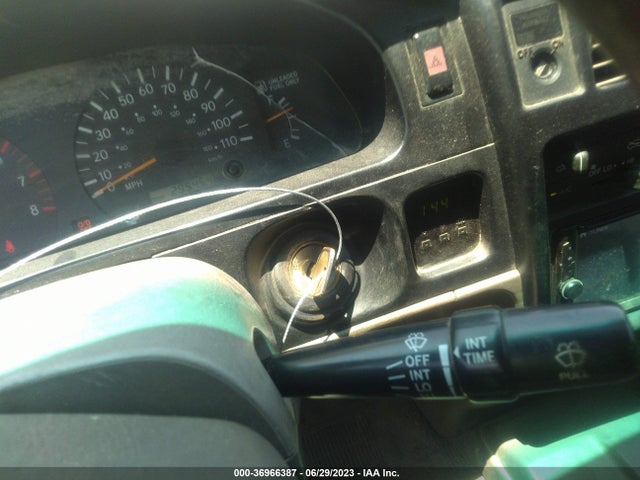 1999 TOYOTA TACOMA VIN: 4TAWN72NXXZ532757