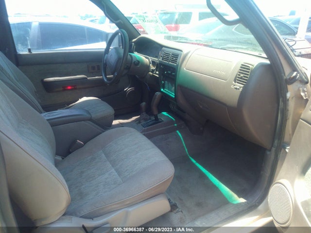1999 TOYOTA TACOMA VIN: 4TAWN72NXXZ532757
