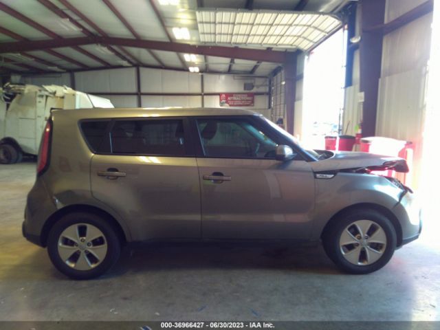 KNDJN2A29F7201381 KIA Soul Base