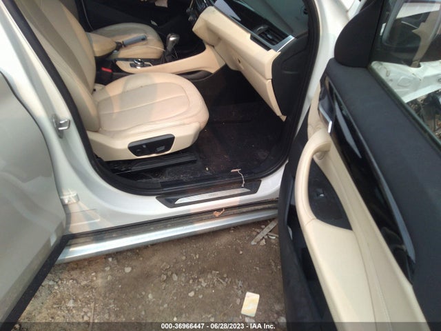 WBXHT3C3XH5F68004 BMW X1 Xdrive28i