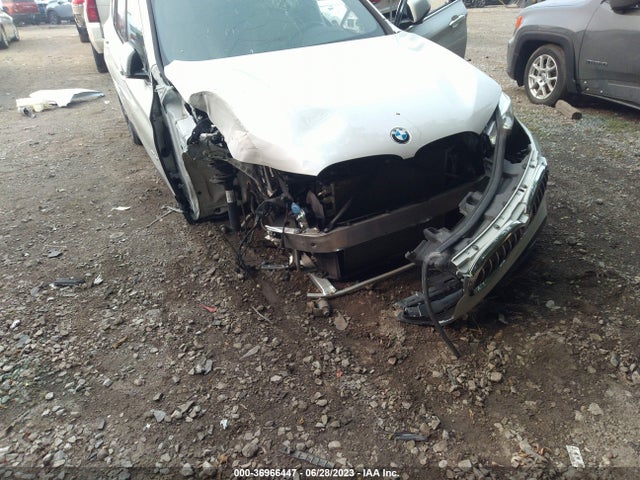 WBXHT3C3XH5F68004 BMW X1 Xdrive28i