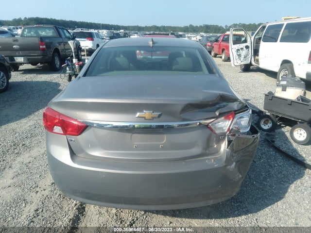 Chevrolet IMPALA LT 2017 1G1105S32HU189191 Image 16