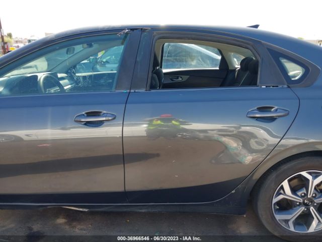 3KPF24AD5KE118066 KIA Forte Lxs