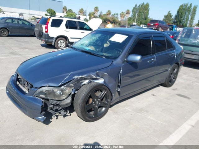 2005 LEXUS IS 300 SPORT VIN: JTHBD192950099172