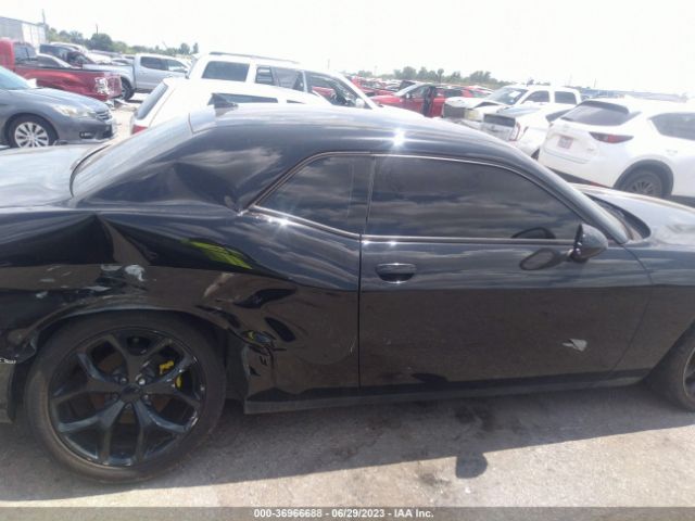 2C3CDZBG0FH711657 Dodge Challenger Sxt Plus