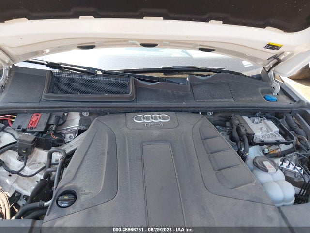 WA1LHAF77HD051221 Audi Q7 Premium Plus