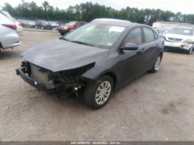 3KPF24AD2ME325131 KIA FORTE FE