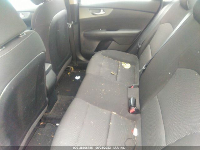 3KPF24AD2ME325131 KIA FORTE FE