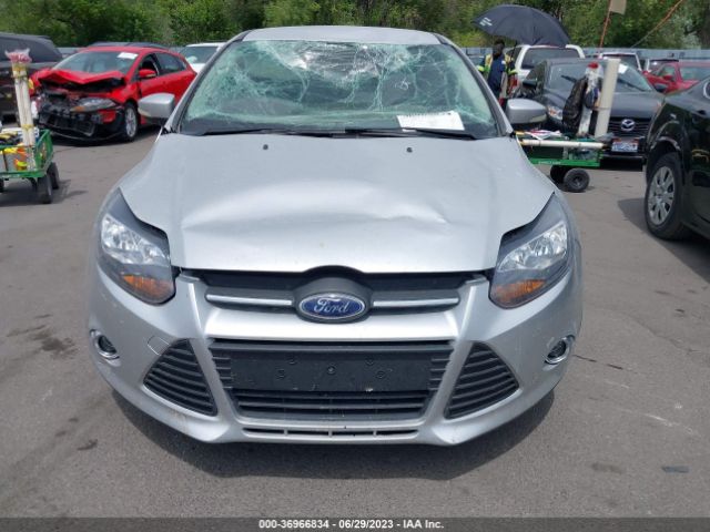 1FADP3N24EL460315 Ford Focus Titanium