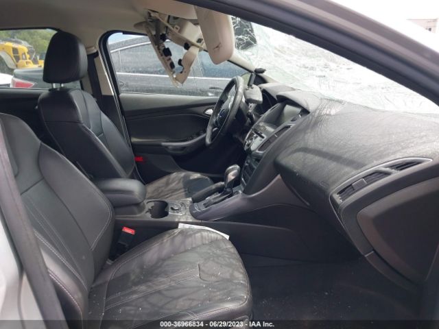 1FADP3N24EL460315 Ford Focus Titanium